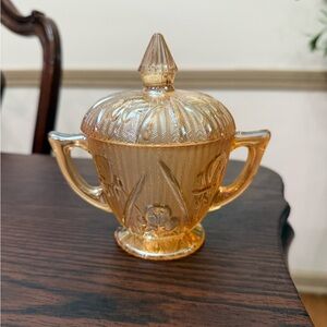 Vintage Iridescent Floral
Depression Glass Container